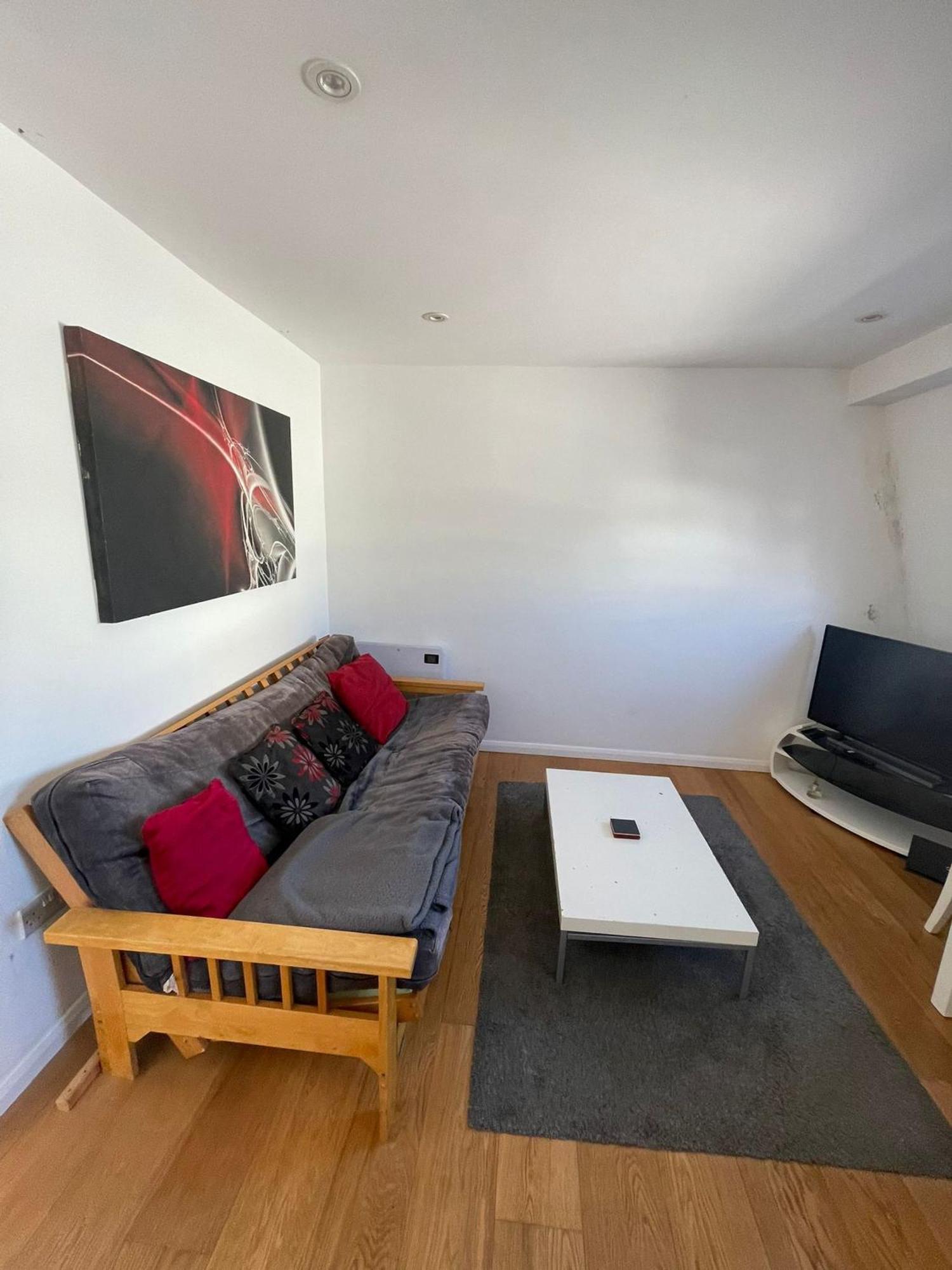 Self Contained One Bedroom Flat In The Heart Of Brighton, Close To The Brighton